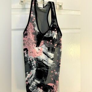 Xersion Performance Wear, fitness top, medium, black/gray/pink/white